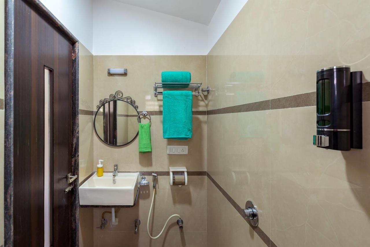 Saffronstays Ocean Breeze, Guhagar Bagian luar foto